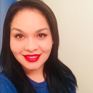 Meet your Posher, Catherine